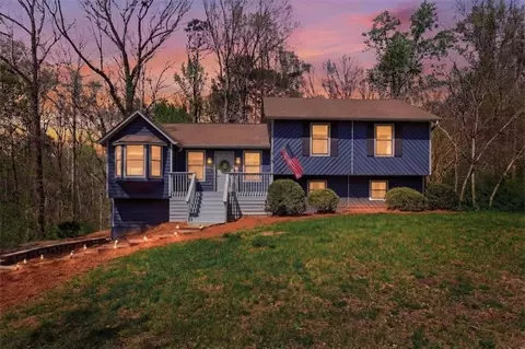 4123 Inola Trl NE, Roswell, GA 30075