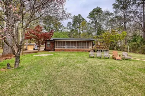 1665 County Line Ext, Mansfield, GA 30055