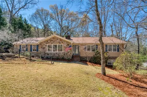 4 Wayne St, Rome, GA 30165