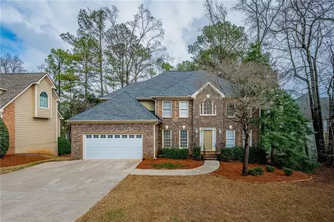 2165 Wildwood Lake Dr, Suwanee, GA 30024
