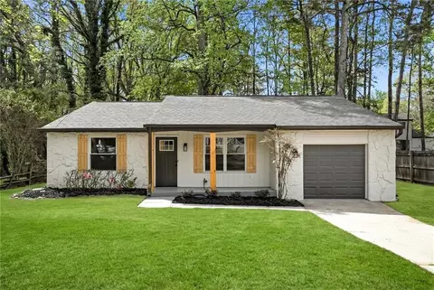6746 Graves Mill Dr, Norcross, GA 30093