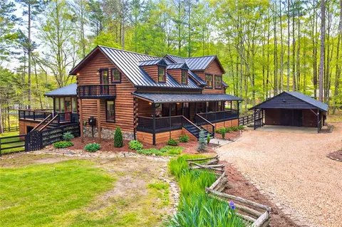 5234 Dewberry Rd NW, Acworth, GA 30101
