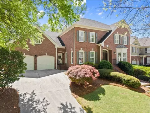 960 Allen Lake Ln, Suwanee, GA 30024