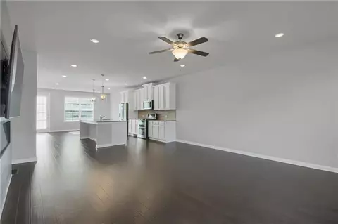 Living - 3490 Pickens St, Duluth, GA 30096 photo 3 of 4