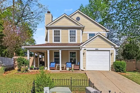 1291 Old Countryside Cir E, Stone Mountain, GA 30083