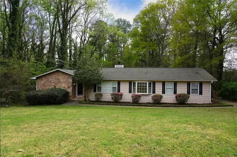 2201 Meadow Wood Ct, Marietta, GA 30062