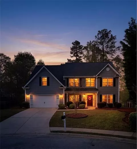 1812 Maxey Ln, Winder, GA 30680