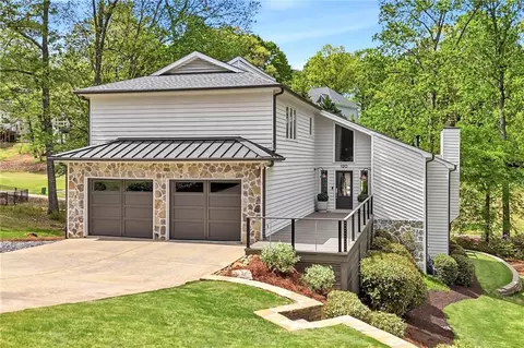 120 Tavistock Pl, Roswell, GA 30076