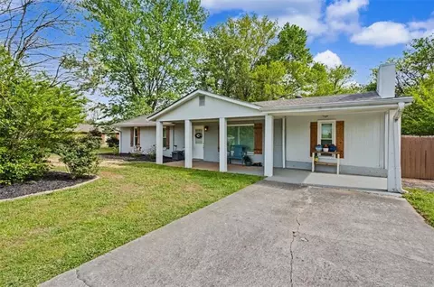 13 Bishop Rd NW, Cartersville, GA 30121