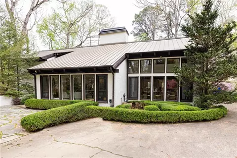 1165 Regency Rd NW, Atlanta, GA 30327