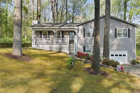 193 Shady Lane Cir, Canton, GA 30115