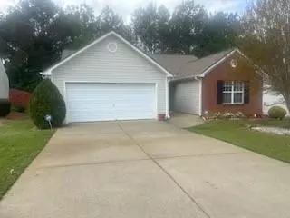 1040 Meadow Walk Ave, Lawrenceville, GA 30044