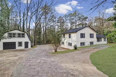 3560 Ebenezer Ct, Marietta, GA 30066