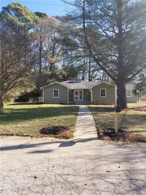 1411 Fairview Dr, Stockbridge, GA 30281