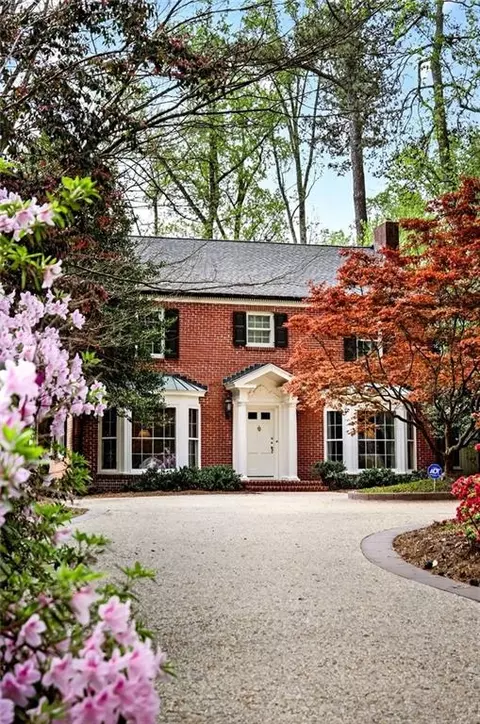 596 W Wesley Rd NW, Atlanta, GA 30305