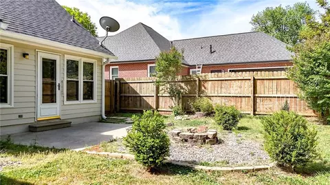 Exterior - 39 Thoroughbred Ln, Cartersville, GA 30120 photo 4 of 6