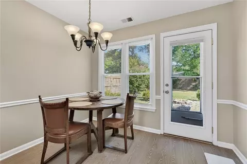 Dining - 39 Thoroughbred Ln, Cartersville, GA 30120 photo 2 of 2