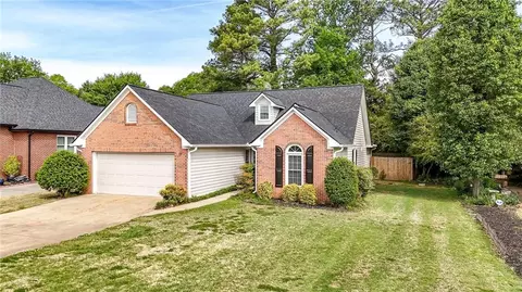 Exterior - 39 Thoroughbred Ln, Cartersville, GA 30120 photo 2 of 6