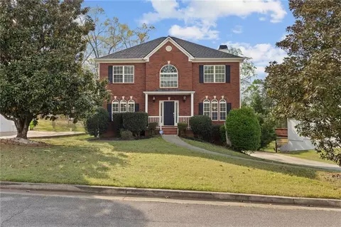 5712 Sullivan Point Dr, Powder Springs, GA 30127