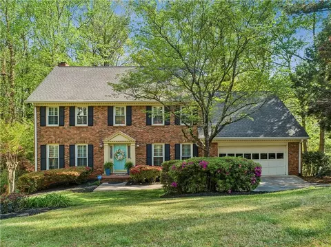 2946 Thornridge Dr, Atlanta, GA 30340