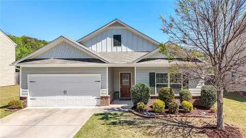 11 Canyon Trl SE, Cartersville, GA 30121