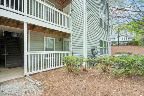 2071 Brian Way, Decatur, GA 30033