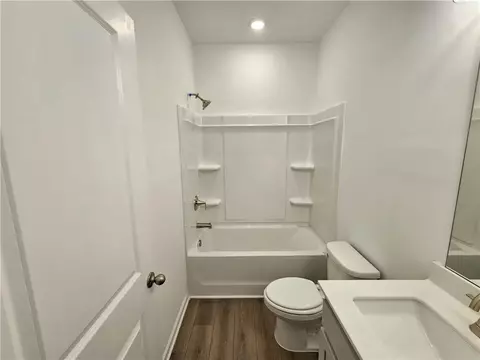 Bath - 30 Everly Way, Bethlehem, GA 30620 photo 1 of 7