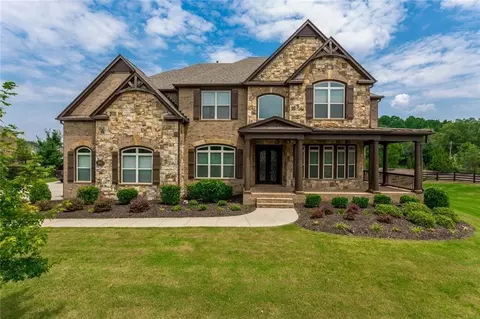 1800 Dearborne Ln, Alpharetta, GA 30009