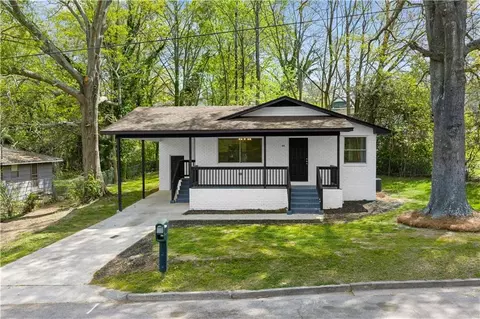 44 Bell St, Toccoa, GA 30577