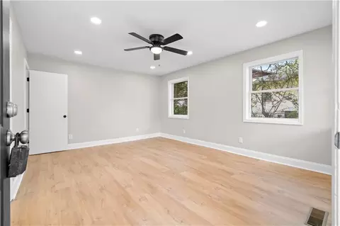 44 Bell St, Toccoa, GA 30577 photo 4