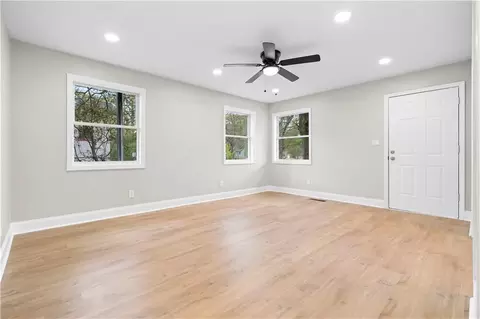 44 Bell St, Toccoa, GA 30577 photo 6