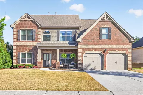 928 Shannon Mist Dr, Loganville, GA 30052