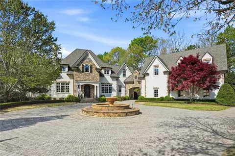 218 Londonberry Rd, Atlanta, GA 30327