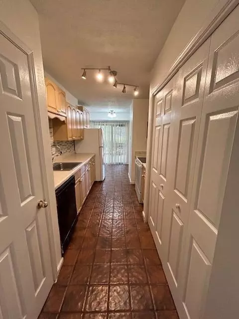 2630 Stoney Creek Rd SE, Marietta, GA 30067