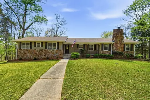 5606 W Chapel Hill Rd, Douglasville, GA 30135