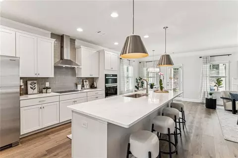 5552 Keswick Dr, Flowery Branch, GA 30542