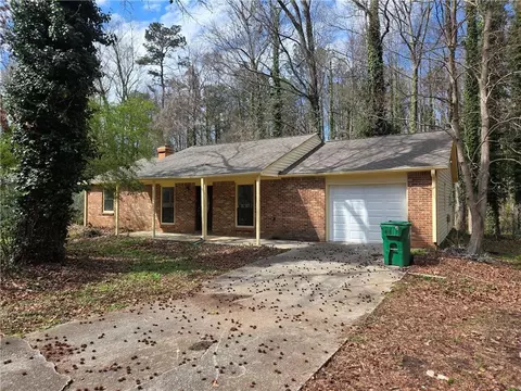 5208 Mccarter Sta, Stone Mountain, GA 30088