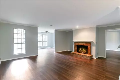 5551 Mountain Springs Cir, Stone Mountain, GA 30088