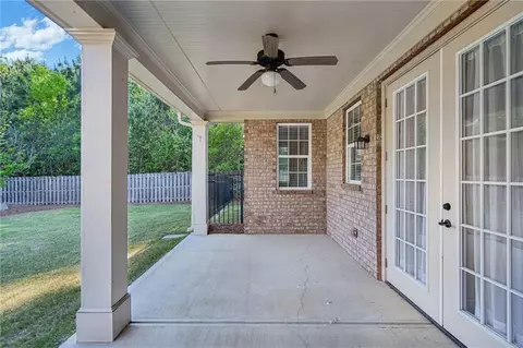 Exterior - 488 Townsend St, Grayson, GA 30017 photo 2 of 6