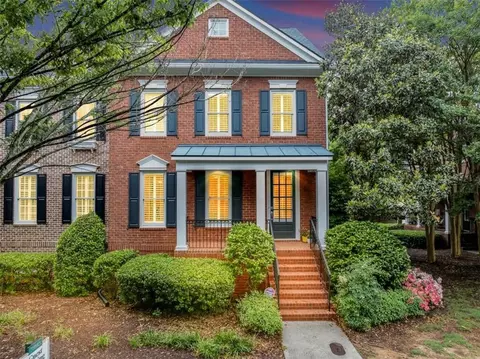 5000 Davenport Pl, Roswell, GA 30075