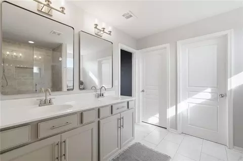 Bath - 416 Timberleaf Rd, Canton, GA 30115 photo 4 of 4