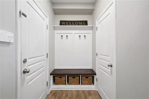 Entry Way - 416 Timberleaf Rd, Canton, GA 30115 photo 5 of 7