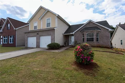 1753 Deer Crossing Cir, Jonesboro, GA 30236