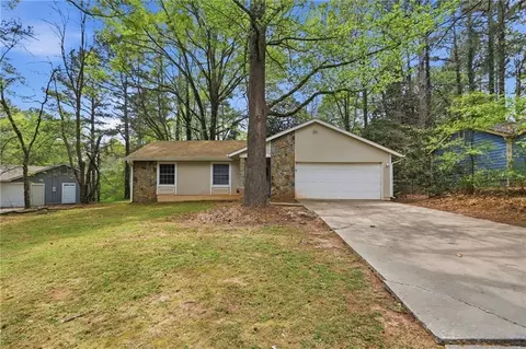 44 Burnham Cir, Jonesboro, GA 30238
