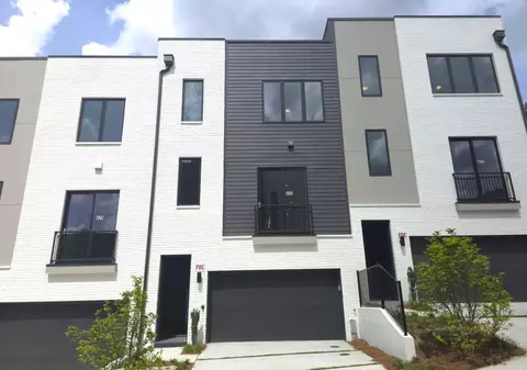 430 Cedar Dust Dr, Decatur, GA 30030