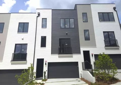 430 Cedar Dust Dr, Decatur, GA 30030