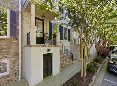 1063 Pearl Pt, Atlanta, GA 30328