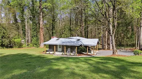 Exterior - 181 Pinecone Ln, Canton, GA 30114 photo 15 of 17