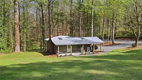 Exterior - 181 Pinecone Ln, Canton, GA 30114 photo 16 of 17