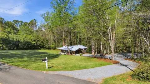Exterior - 181 Pinecone Ln, Canton, GA 30114 photo 13 of 17